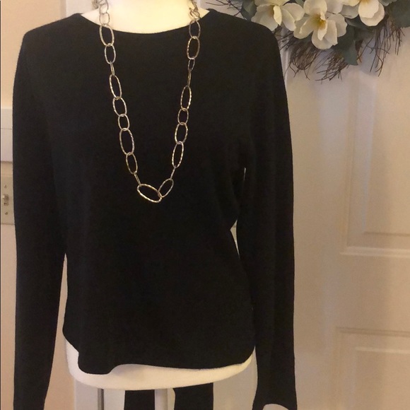 Women’s sweater - Picture 2 of 3